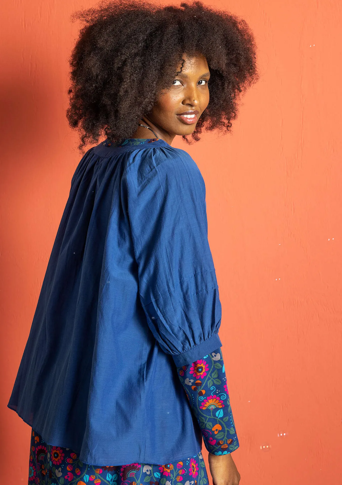 Blus i bomull/siden
