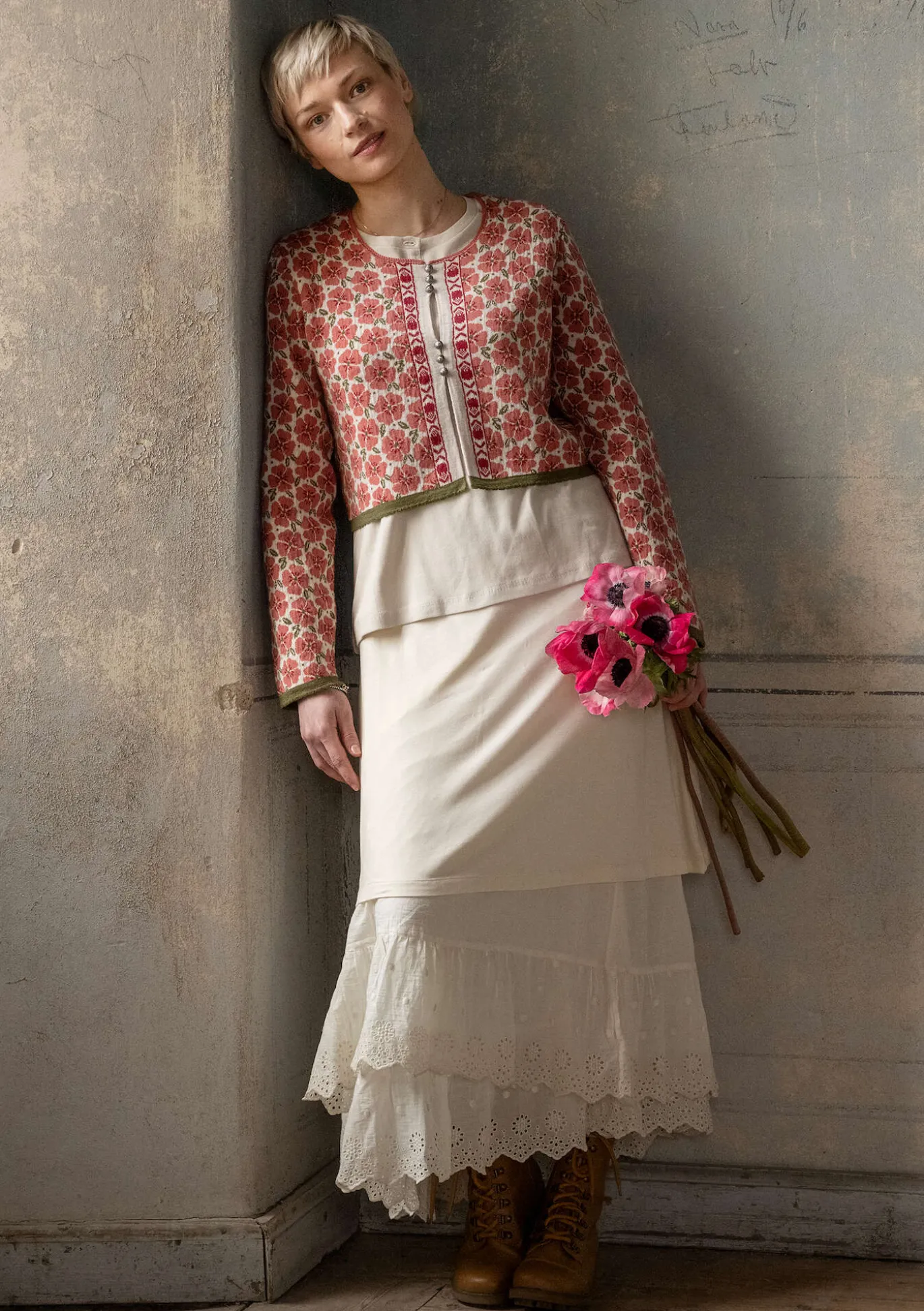 Kofta "Anemone" i ekologisk ull